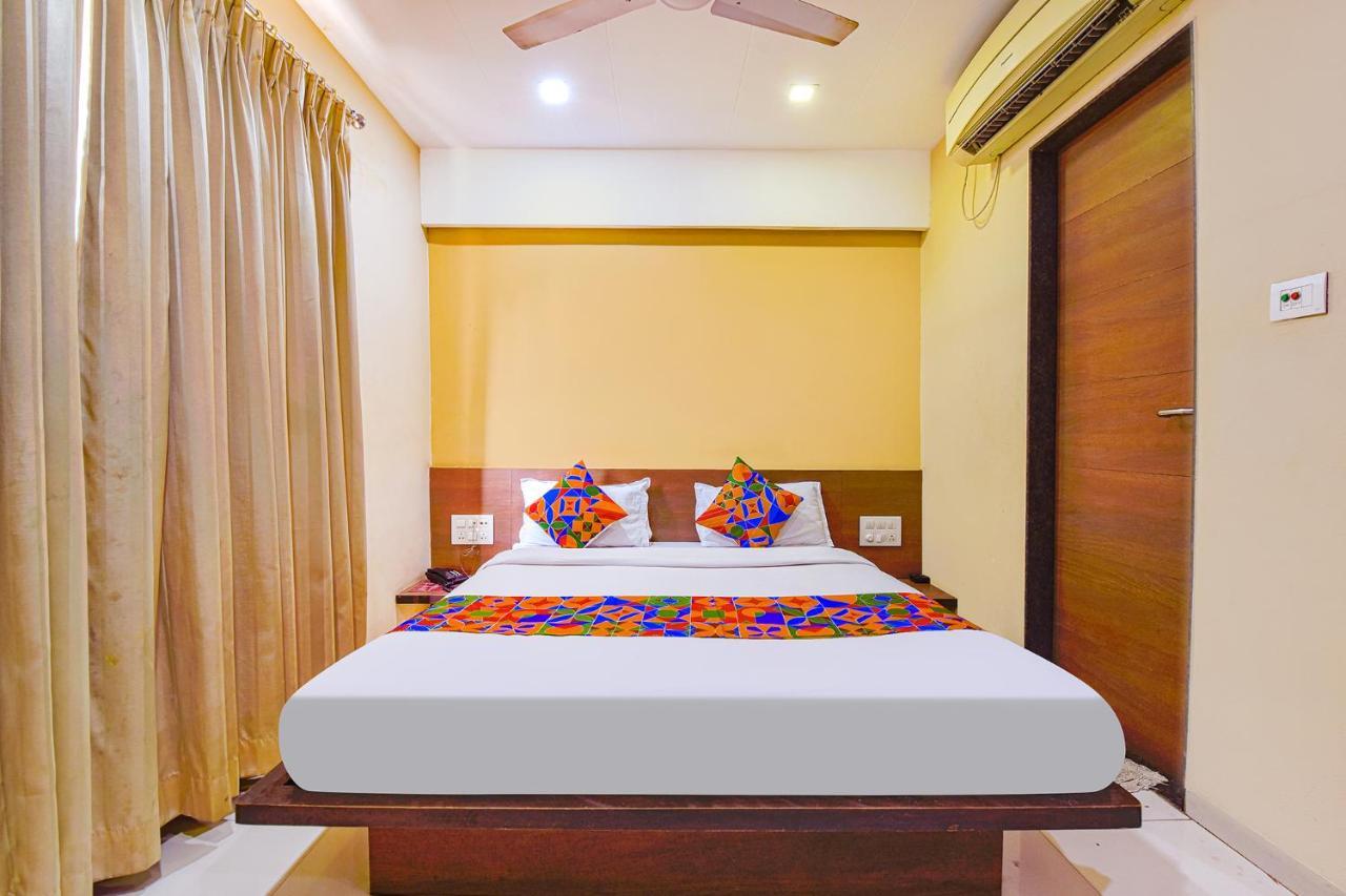 Fabhotel Rb Residency Σουράτ Εξωτερικό φωτογραφία