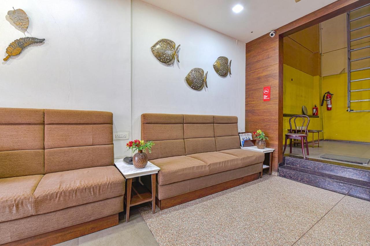 Fabhotel Rb Residency Σουράτ Εξωτερικό φωτογραφία