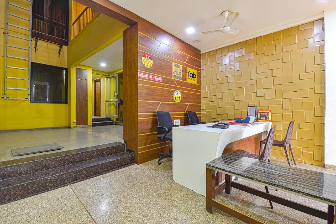 Fabhotel Rb Residency Σουράτ Εξωτερικό φωτογραφία